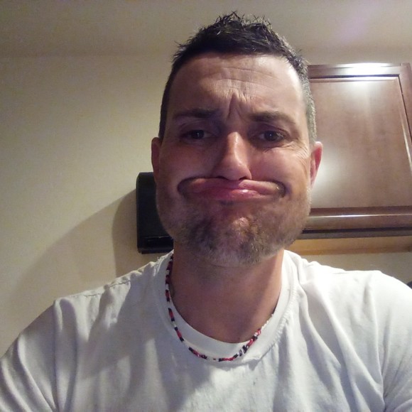 Meet your Posher, Lucas - Picture 1 of 1